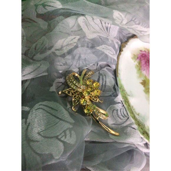 Beautiful Citrine & Clear Rhinestone Brooch Pin Gold, Yellow, Clear - Picture 10 of 12